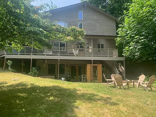 1 bed, 1200 sqft, $1,395 — Photo 1