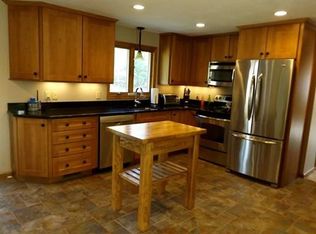 234 Plympton Rd, Plymouth, MA 02360