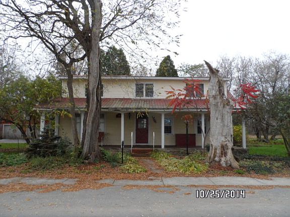 2nd image of 15 Main St