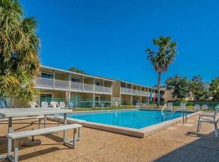 6903 N Lagoon Dr APT 6, Panama City Beach, FL 32408