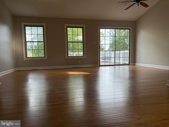 4th image of 5314 Greentree Dr
