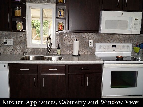 3rd image of 13581 Dalebrook Ave