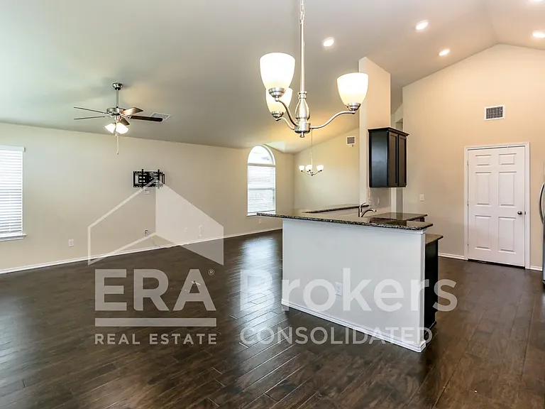 1307 Stonewall Rdg — Photo 7