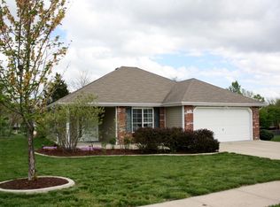 1720 S Charleston Cir, Columbia, MO 65202