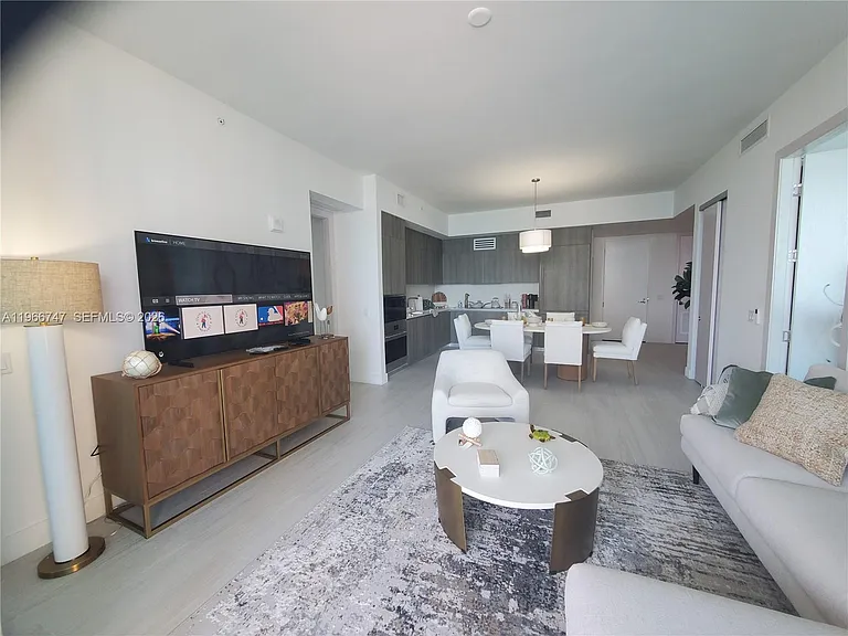 17550 Collins Ave #1402 — Photo 18