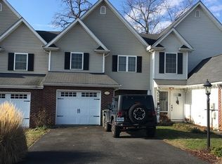 114 Village Ct, Abingdon, VA 24210