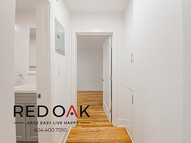 120 S Oxford Ave #8 — Photo 18