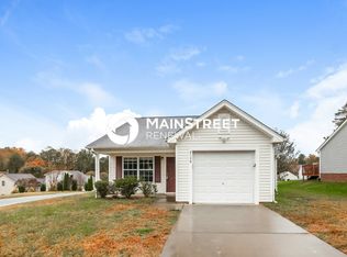 6138 Sid Crane Dr, Charlotte, NC 28216