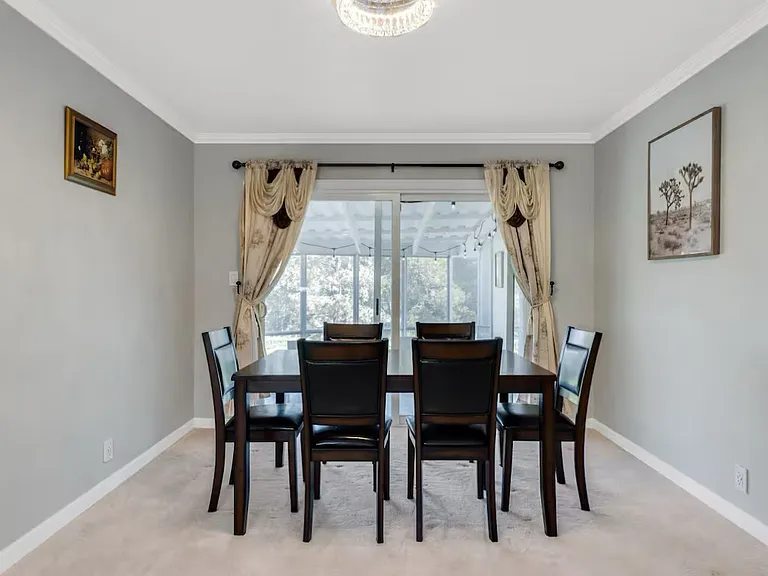 10420 Greenview Dr — Photo 12