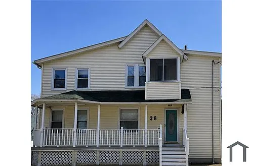 38 Hilton St #1 Photo 1