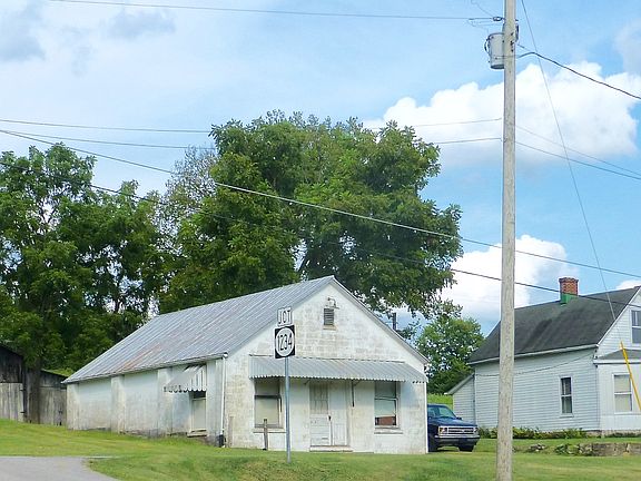 2nd image of 7124 Orangeburg Road