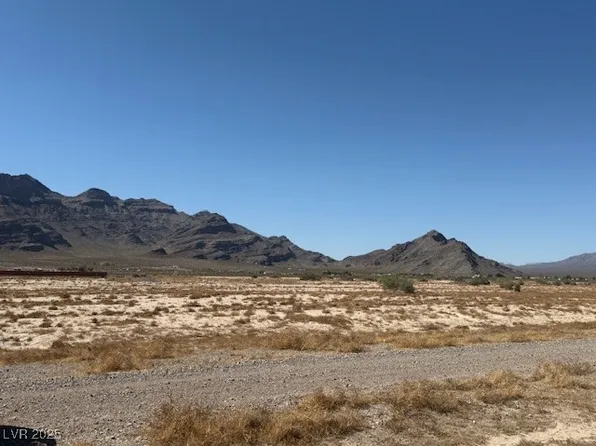 5810 N Da Vinci Ln, Pahrump, NV 89060