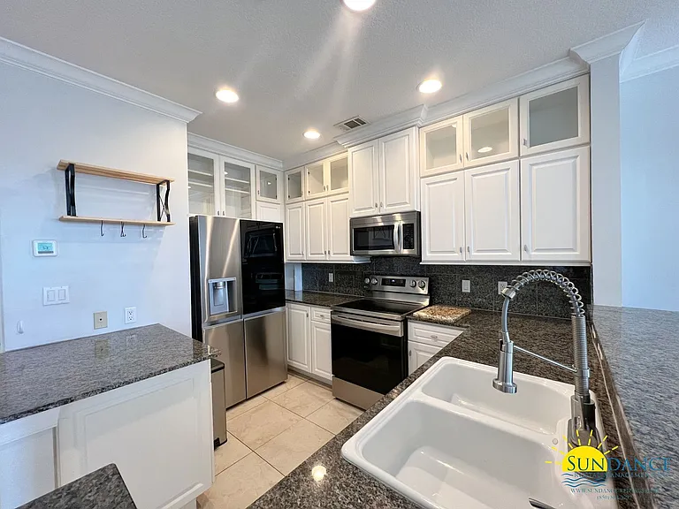 159 Brooks St SE #306 — Photo 8