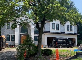 178 Alpine Dr, Closter, NJ 07624