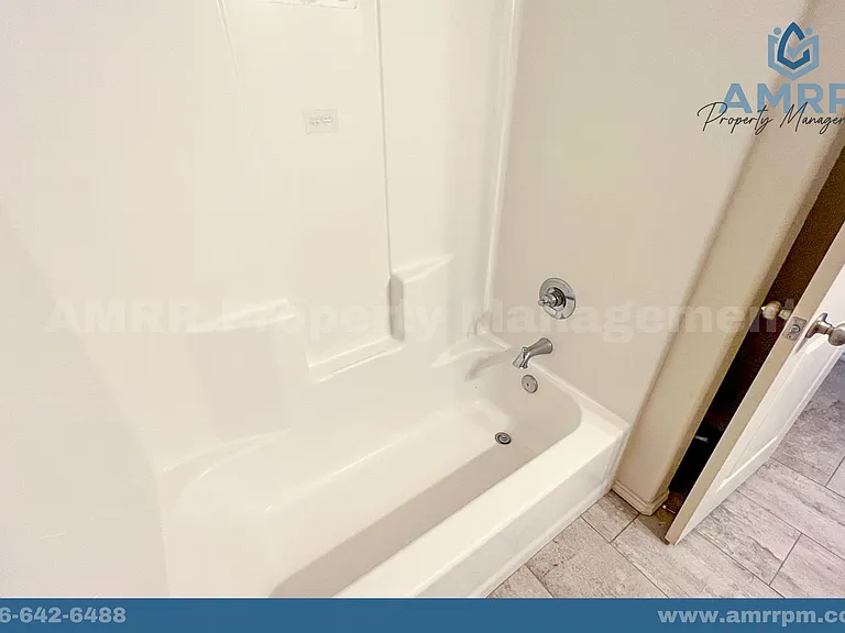 1248 N 7th St — Photo 13