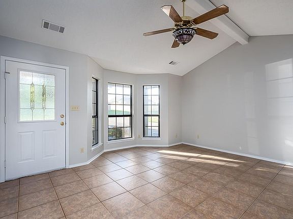4th image of 2406 Woodwind Way