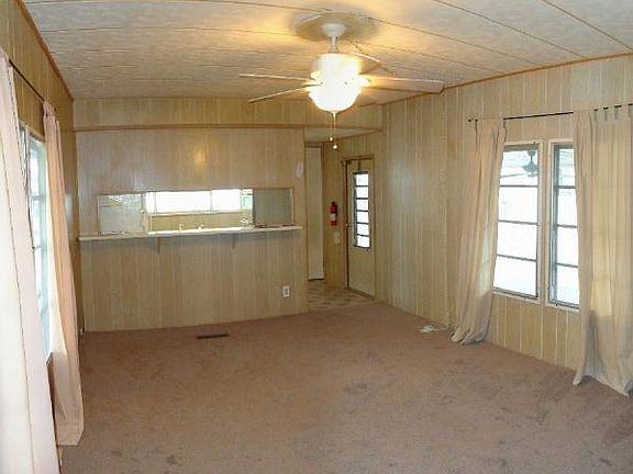 2nd image of 8002 Esperanza Bay