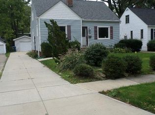 339 Elmwood Rd, Bay Village, OH 44140