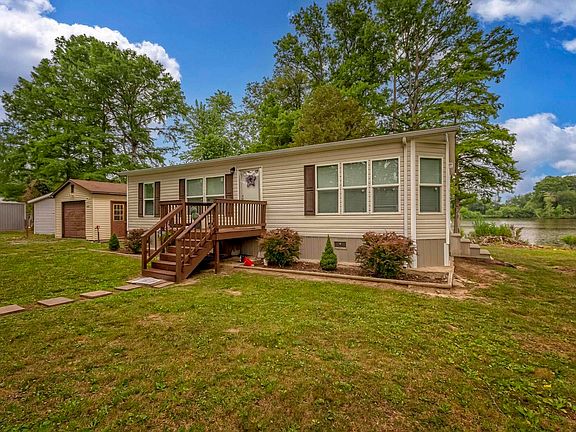3rd image of 2772 S Cambon Dr