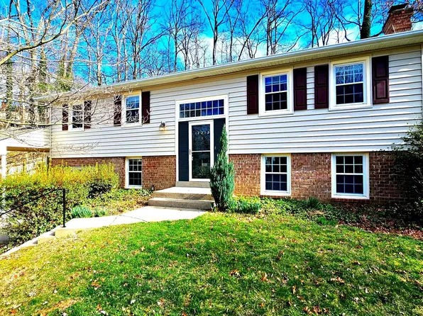 12213 Captains Ct, Woodbridge, VA 22192