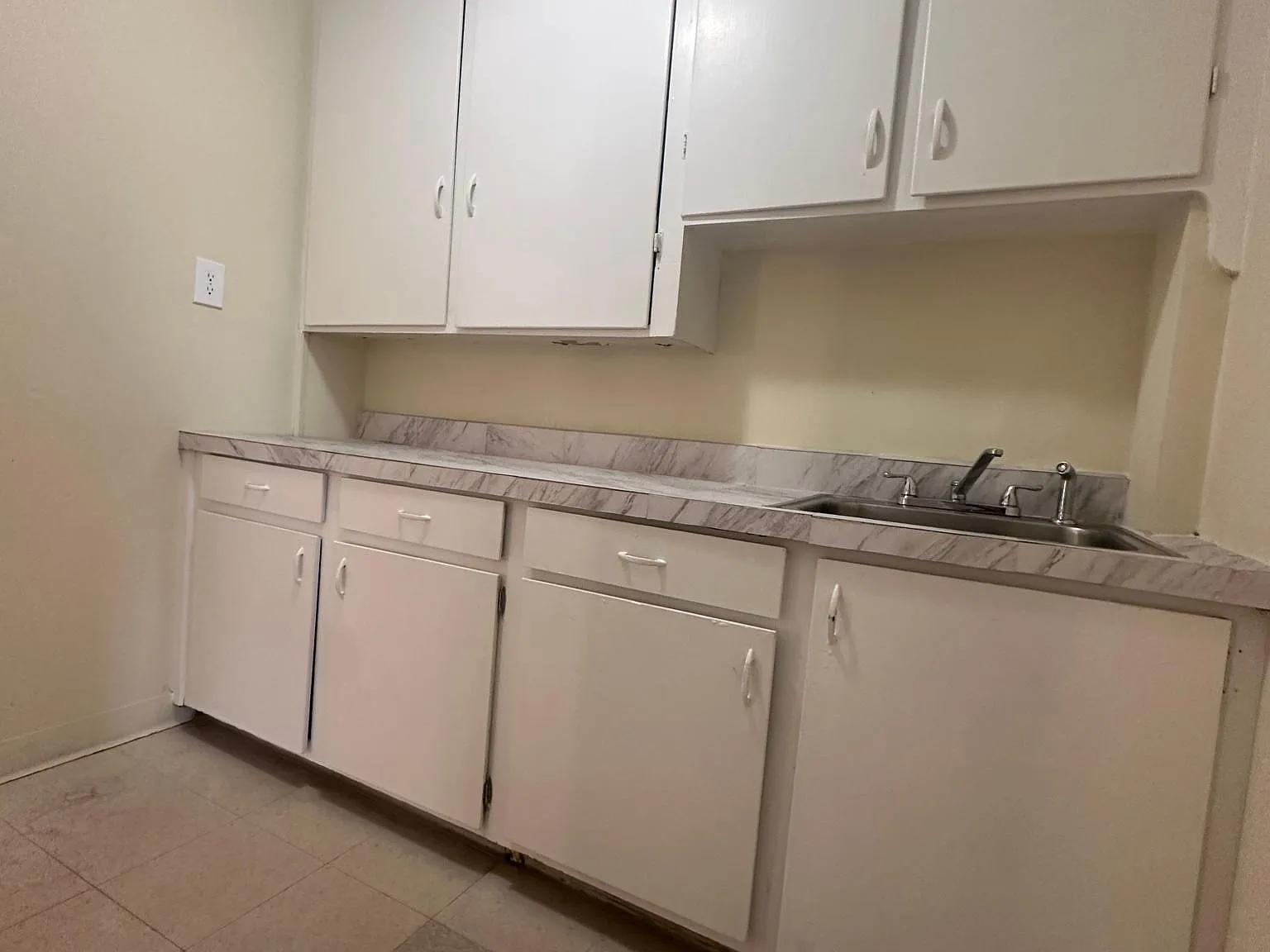 131 Orange St — Photo 4