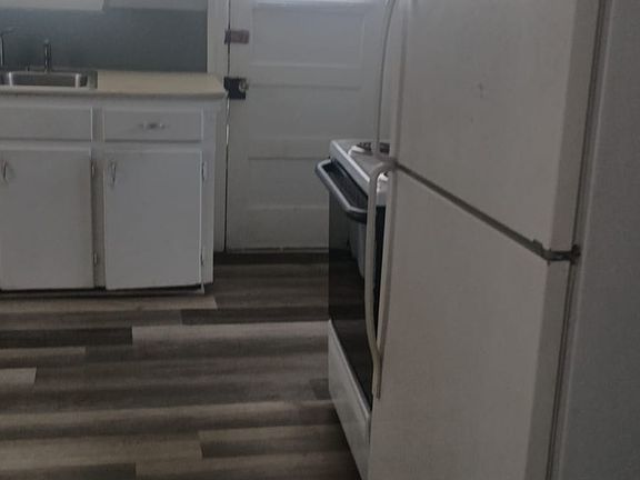 3rd image of 26 Randolph Ave #3