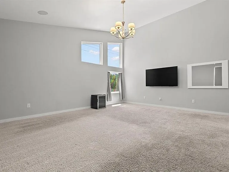 6717 S Dauphin Ave — Photo 24