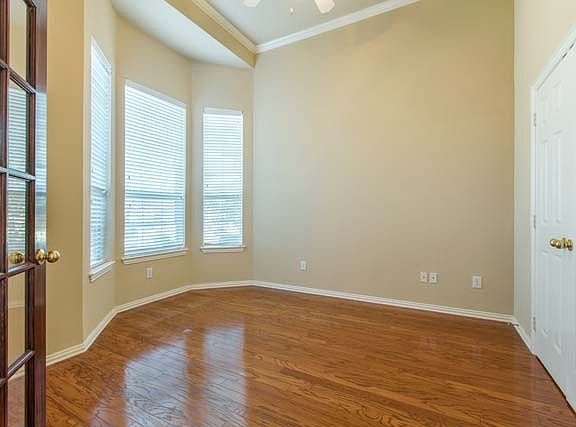 3rd image of 4306 Lauren Ln