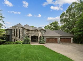 18844 Bearpath Trl, Eden Prairie, MN 55347