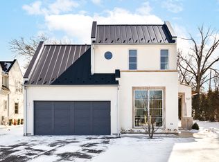 527 Kensington Ct, Hinsdale, IL 60521