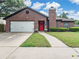 101 Mariner Dr, Victoria, TX 77901