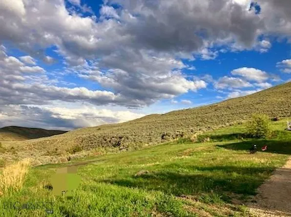 626 E 3rd Ave, Bearcreek, MT 59007