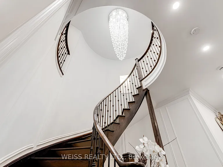 43 Chesney Cres — Photo 26
