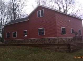 W3923 Potter Rd, Elkhorn, WI 53121