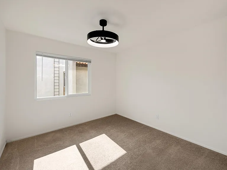 2521 W Sunflower Ave #R8 — Photo 21