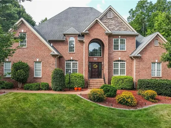183 Hollow Tree Ct, Winston Salem, NC 27127