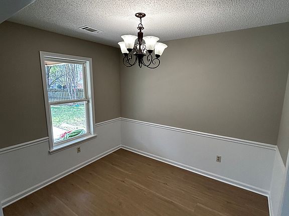 3rd image of 7267 Kinston Dr