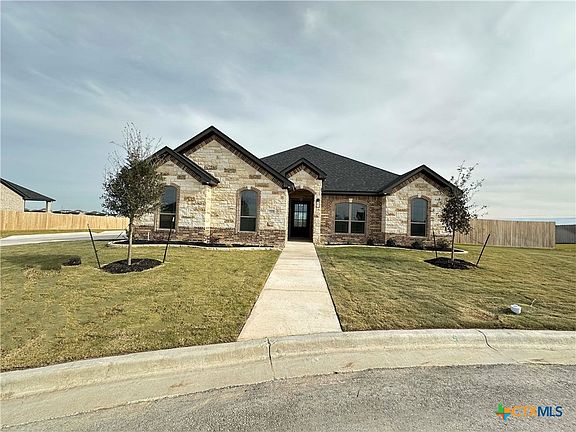 3rd image of 2205 Fieldcress Dr