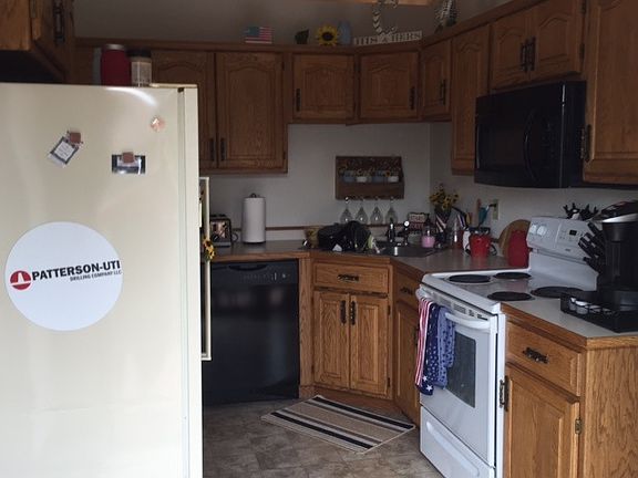 Kitchen with access to balcony