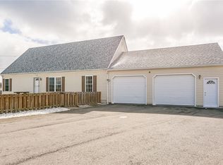 7070 Pulver Rd, Sodus, NY 14551