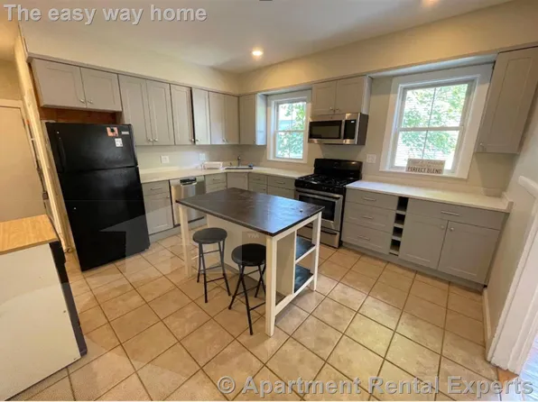 5 Durham St, Somerville, MA
