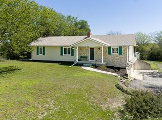 10615 Kill Creek Rd, De Soto, KS 66018