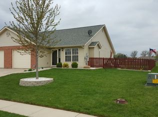 10966 Upland Terrace Dr, Lebanon, IL 62254