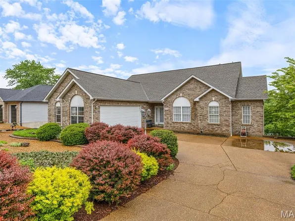 9623 E Vista Dr, Hillsboro, MO 63050