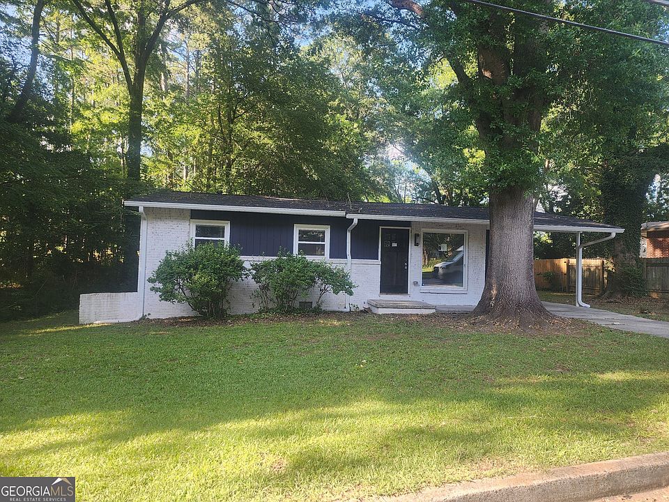 1st image of 108 Pine Cir