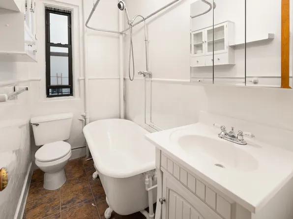 715 West 180th Street image 8 of 8