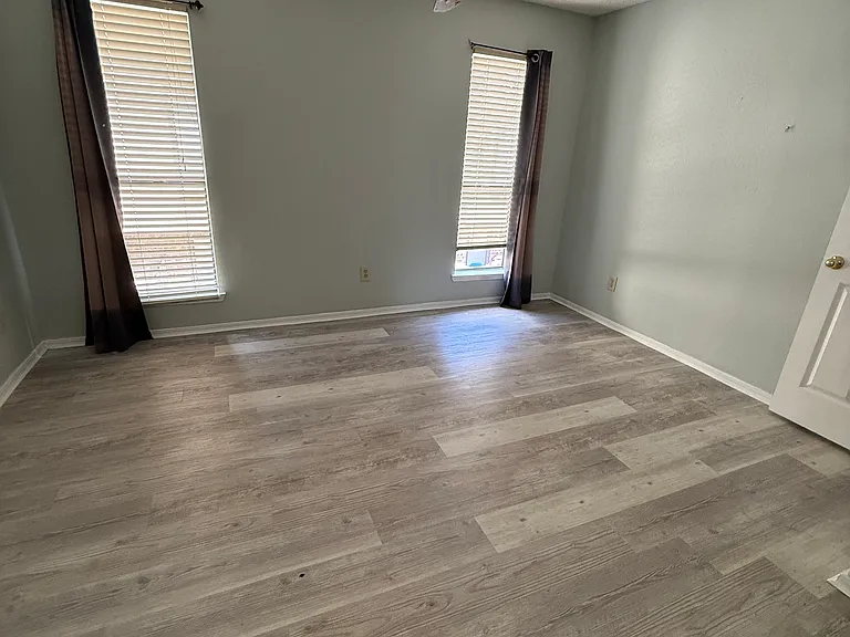 4918 Ali Ave #2 — Photo 10