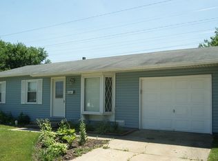 211 Tallman Ave, Romeoville, IL 60446