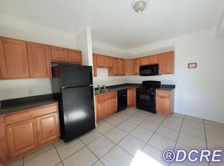 1910 N Kimball Ave #G1, Chicago, IL 60647