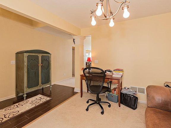 3rd image of 656 Canterbury Ln